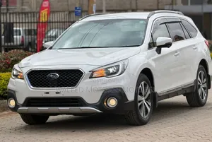 Subaru Outback 2019 White