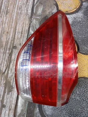 Toyota Crown 2015 Taillight