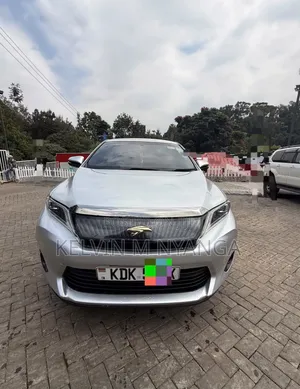 Toyota Harrier 2016 Silver