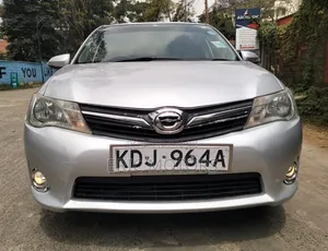 Toyota Corolla Fielder 2015 Silver