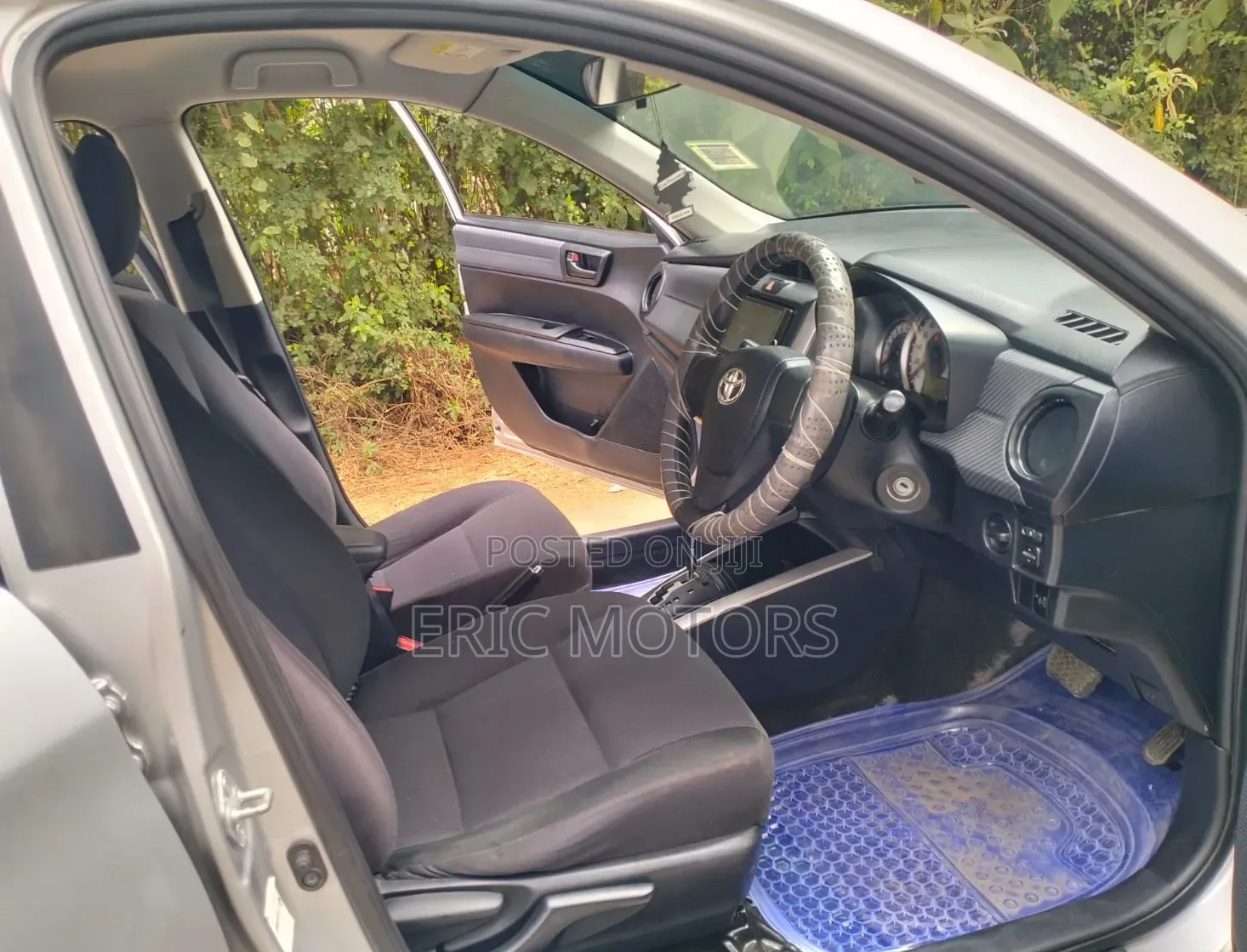 Toyota Corolla Fielder 2015 Silver