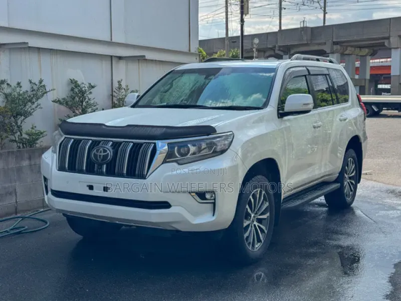 Toyota Land Cruiser Prado 2019 Silver