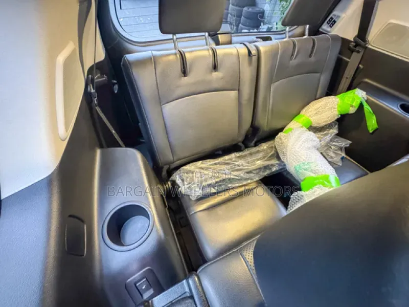 Toyota Land Cruiser Prado 2019 Silver