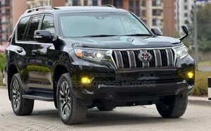 Toyota Land Cruiser Prado 2022 Black