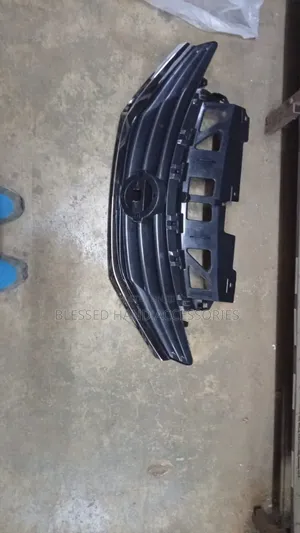 Grill Nissan Note New Model
