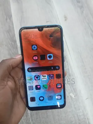 New Huawei Y7 32 GB Blue