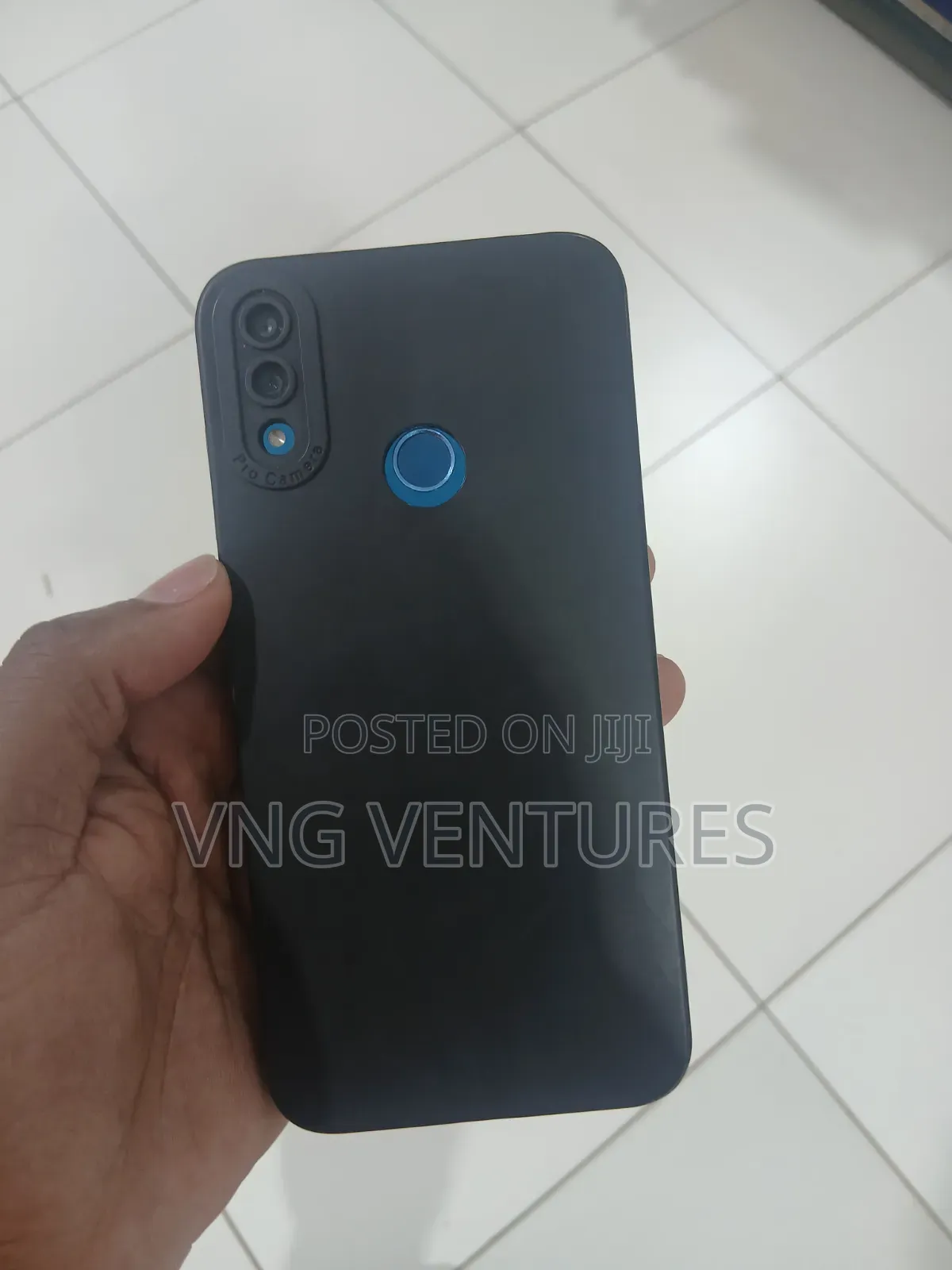 New Huawei Y7 32 GB Blue