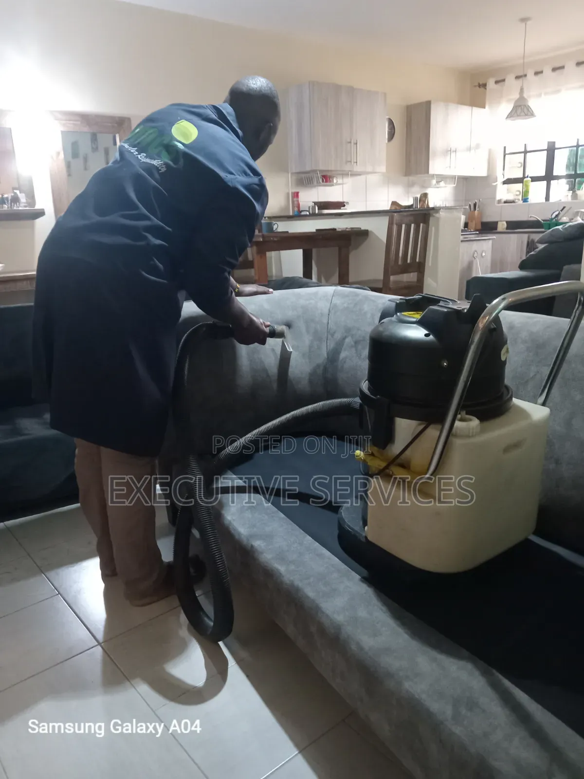 Sofa Seats Cleaning