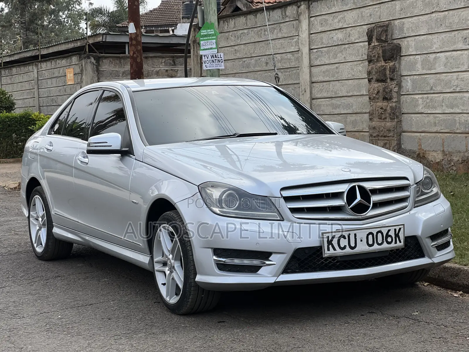 Mercedes-Benz C200 2012 Silver