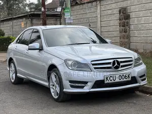 Mercedes-Benz C200 2012 Silver