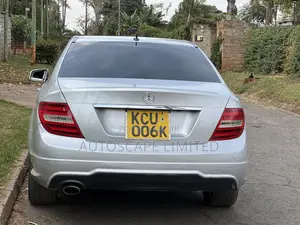 Mercedes-Benz C200 2012 Silver