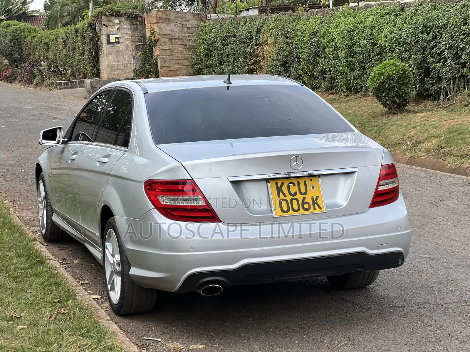 Mercedes-Benz C200 2012 Silver