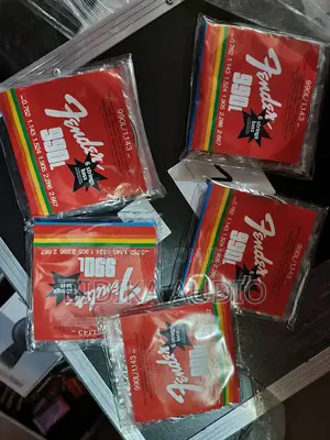 Fender 990L 6-String Electric Bass Guitar Strings
