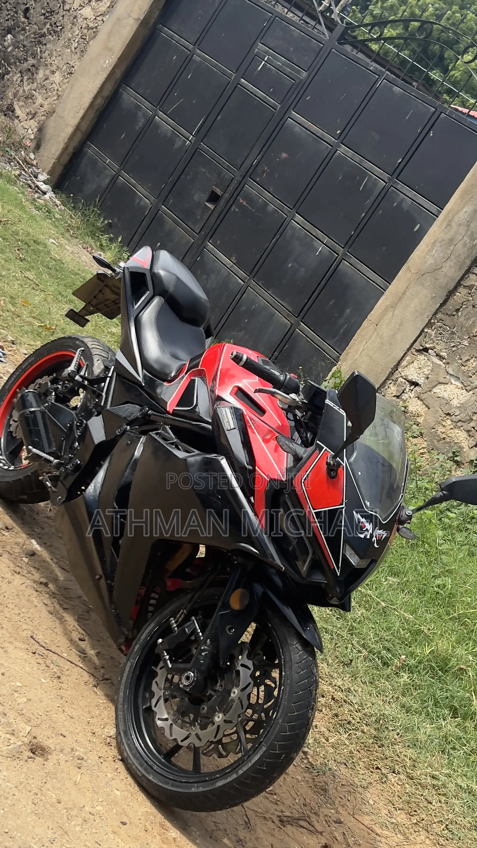 Taro GP1 250R 2021 Red