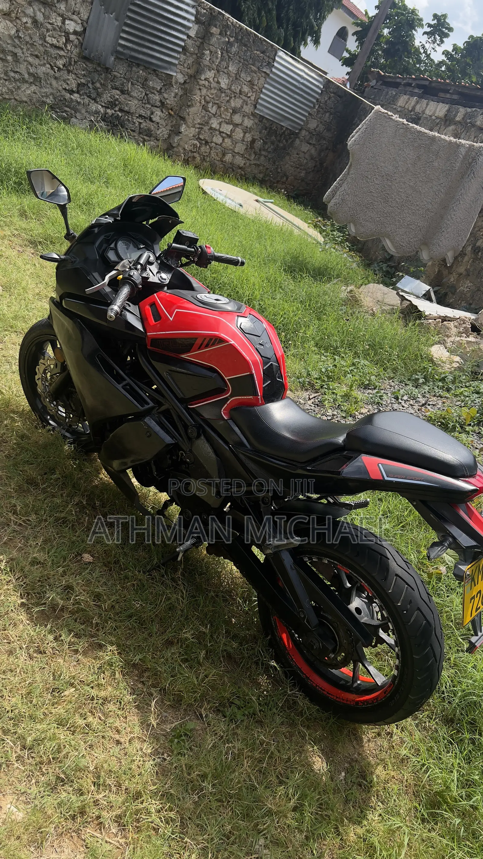 Taro GP1 250R 2021 Red