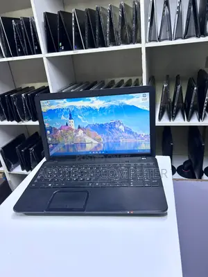 Laptop Toshiba Satellite C55 4GB Intel Core i3 HDD 500GB