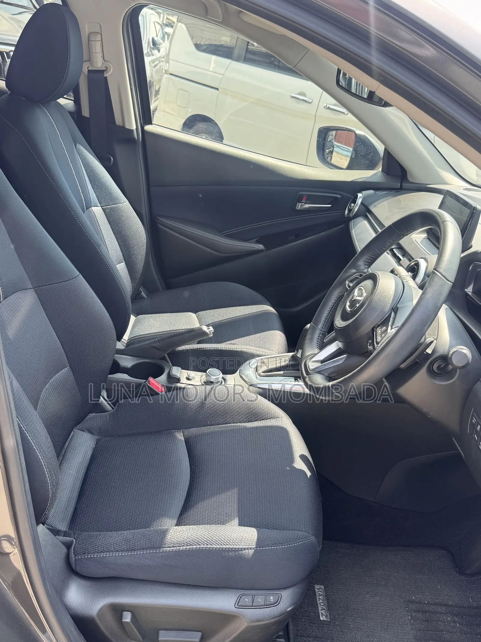 Mazda 2 2020 Gray
