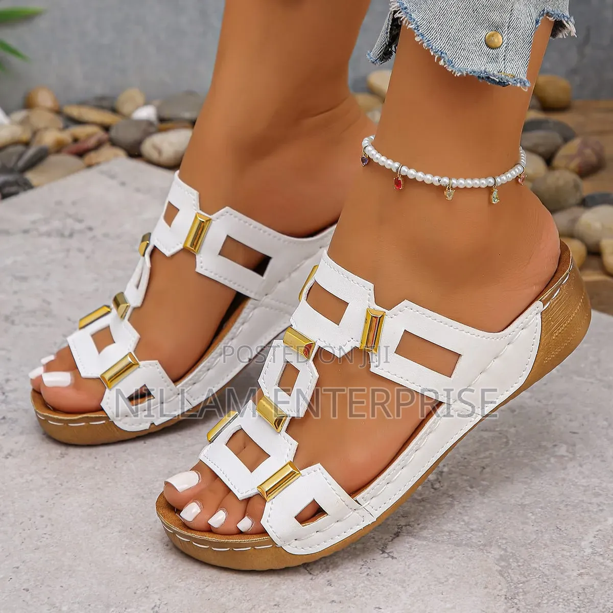 Geometric Cutout Wedge for Ladies