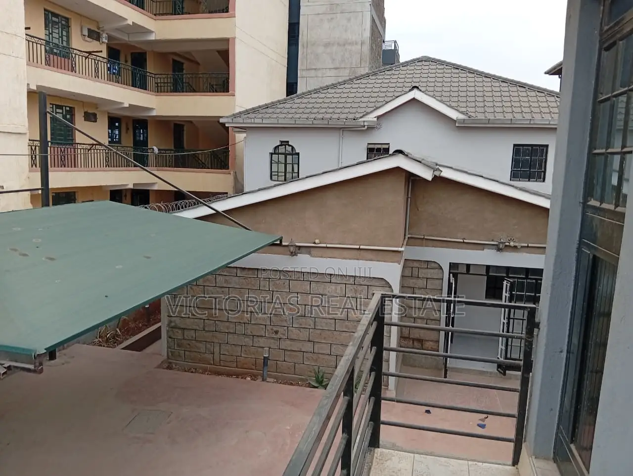 5bdrm Maisonette in Complex Utawala for rent