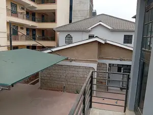 5bdrm Maisonette in Complex Utawala for rent