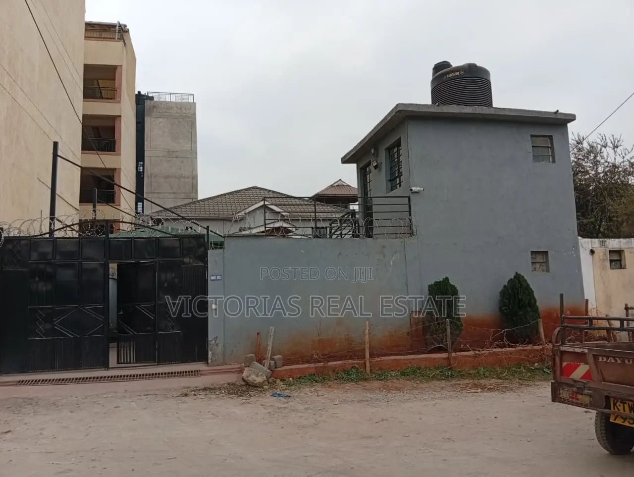 5bdrm Maisonette in Complex Utawala for rent