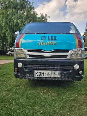 Toyota HiAce 2014 White