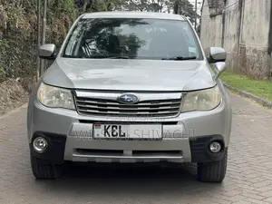 Subaru Forester 2011 Silver