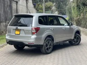 Subaru Forester 2011 Silver