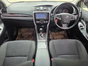 Toyota Premio 2020 Silver