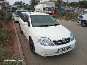 Toyota Corolla Fielder 2002 White