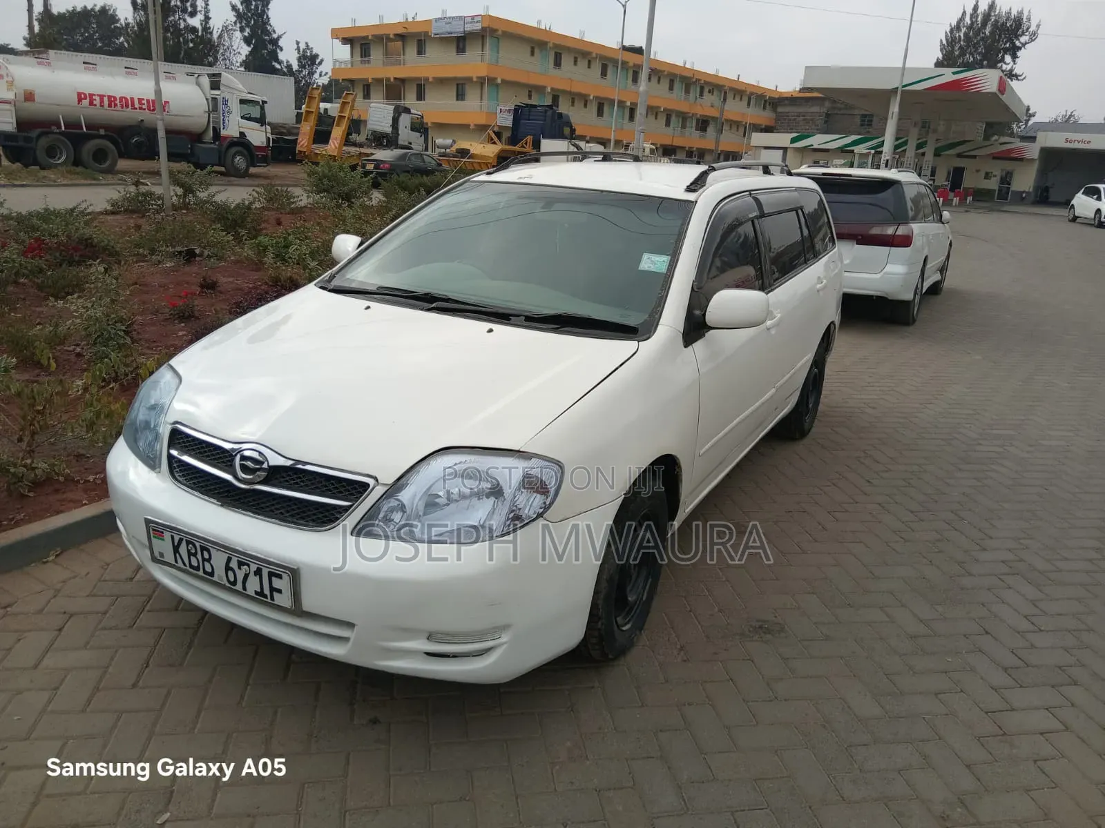 Toyota Corolla Fielder 2002 White