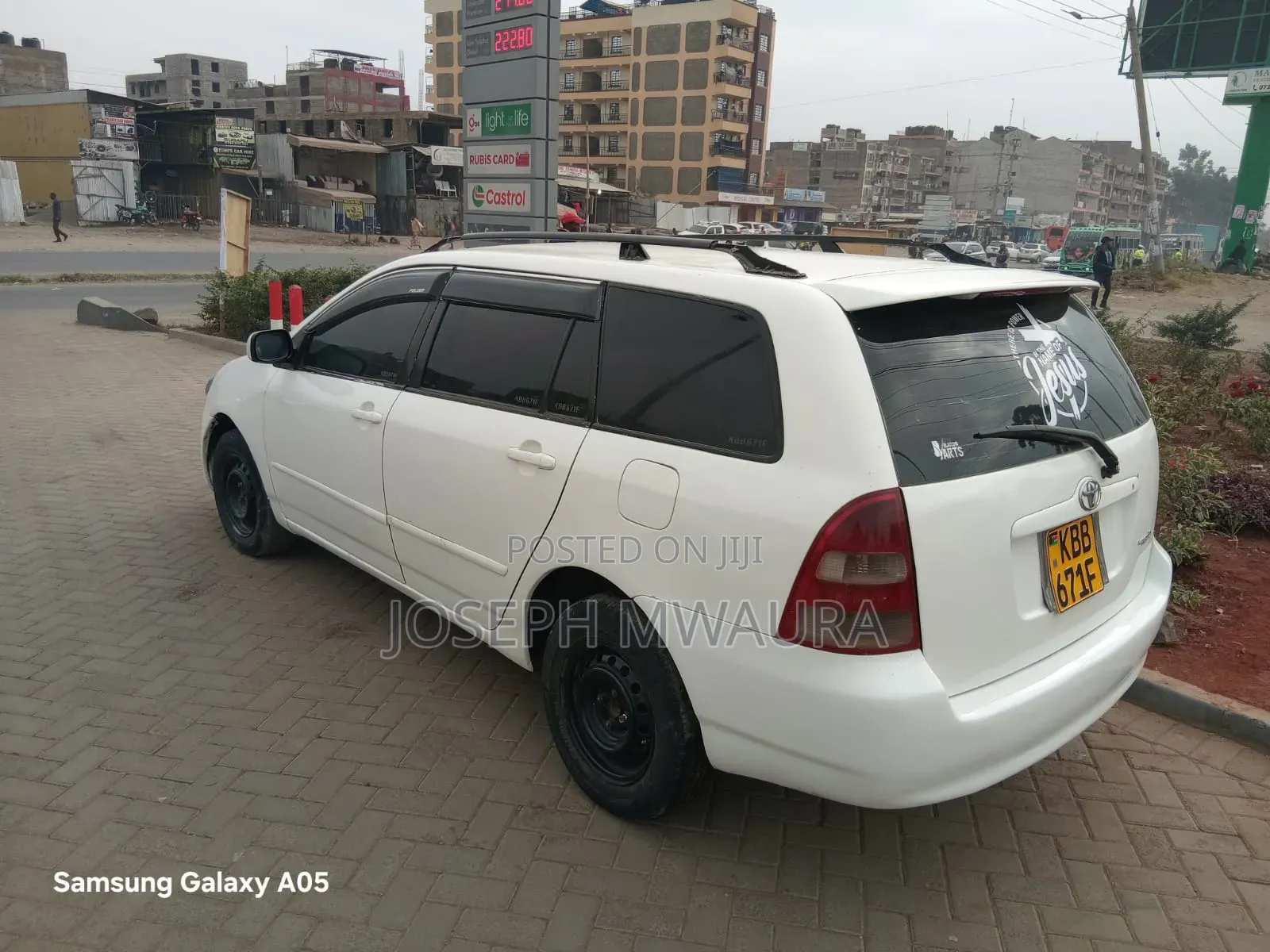 Toyota Corolla Fielder 2002 White