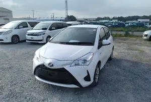 Toyota Vitz 1.5 FWD Hybrid 5dr 2019 White