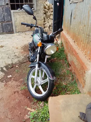TVS HLX Plus ES 2013 Black