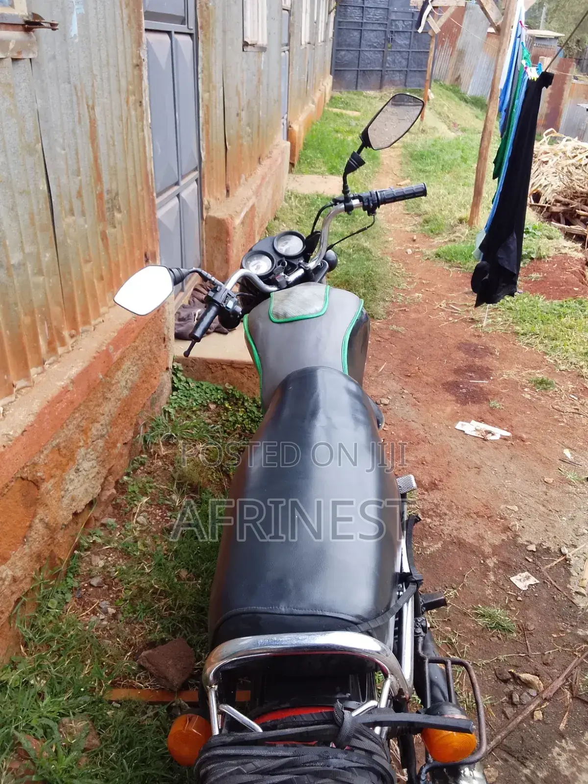TVS HLX Plus ES 2013 Black