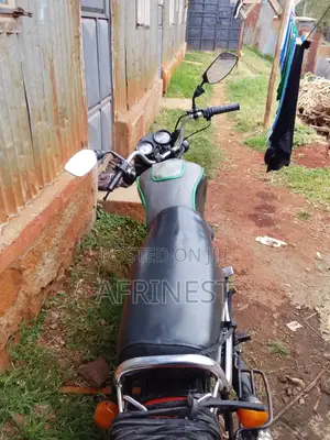 TVS HLX Plus ES 2013 Black