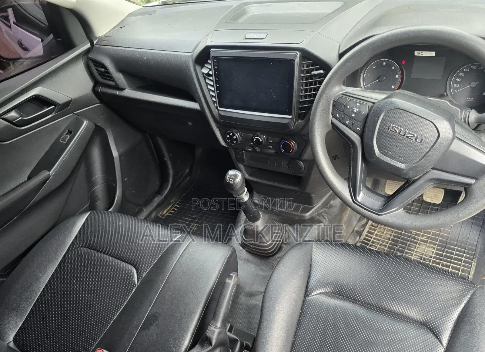 Isuzu D-MAX 2025 White