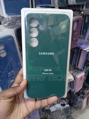 Dark Green Silicone Back Cover Designed for the Samsung Galaxy S24 FE