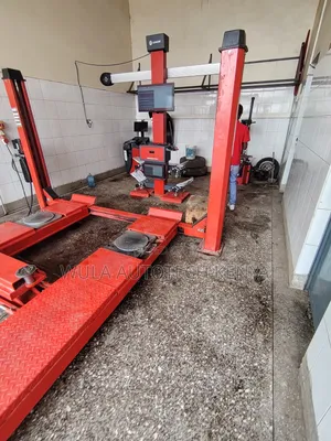 Low Maintenance and Smooth Lifting 4post Carlift and Alignment