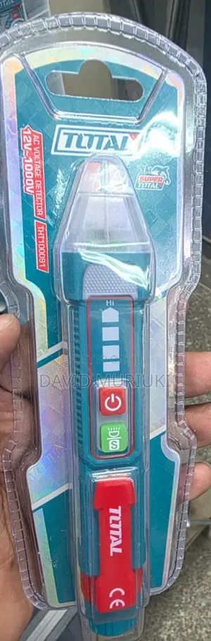 Total Voltage Detector