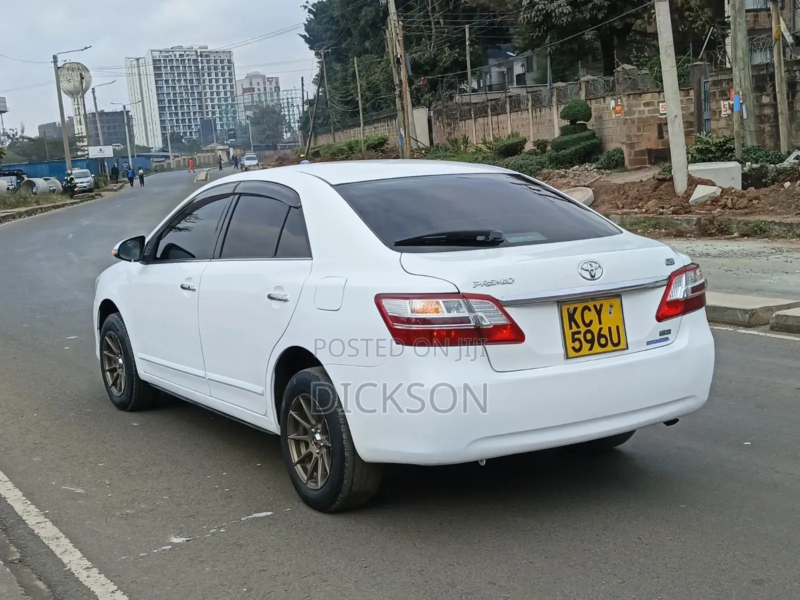 Toyota Premio 2013 White