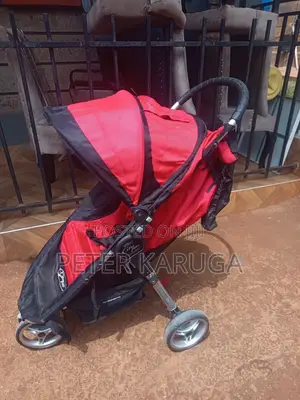 Light Weight Baby Stroller in Good Condition