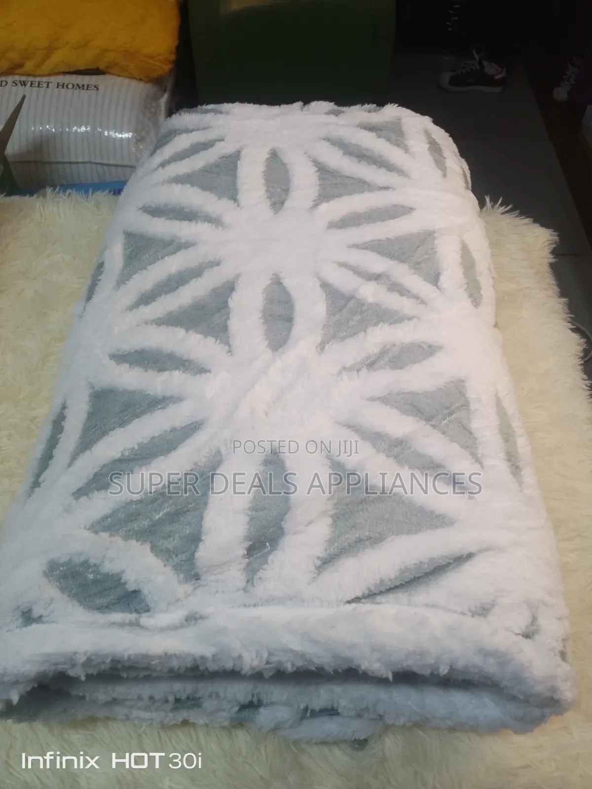 6*6 Sharper Fleece Fleece Blanket