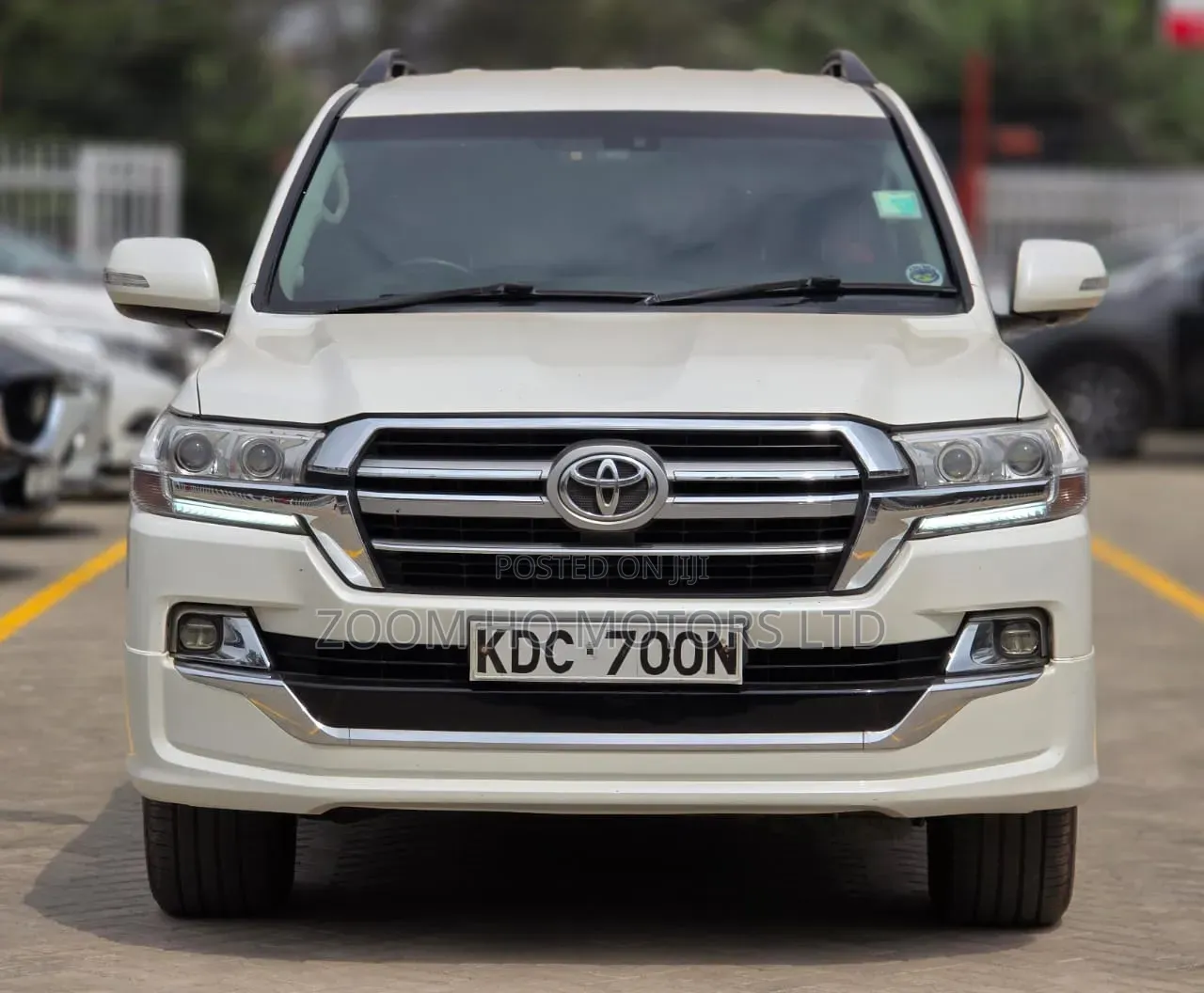 Toyota Land Cruiser 2007 White