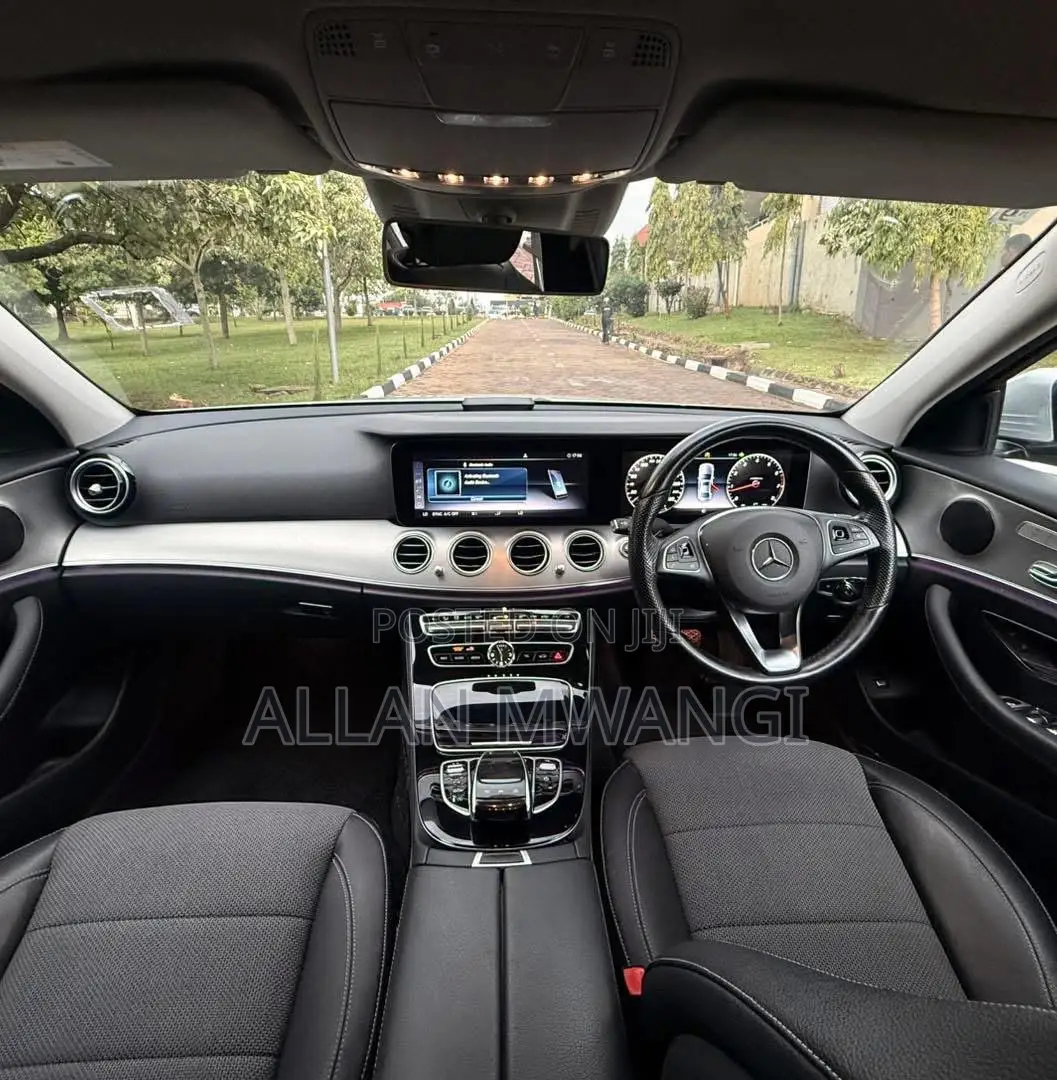 Mercedes-Benz E200 2018 Silver