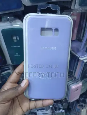 Samsung Galaxy S8+ Silicone Case in Purple. This Protective Phone Case
