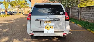 Toyota Land Cruiser Prado 2011 White