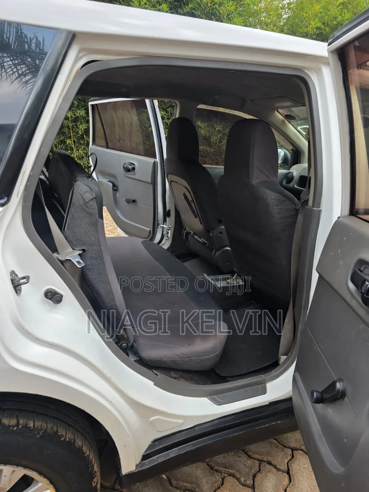 Nissan Advan 2009 White