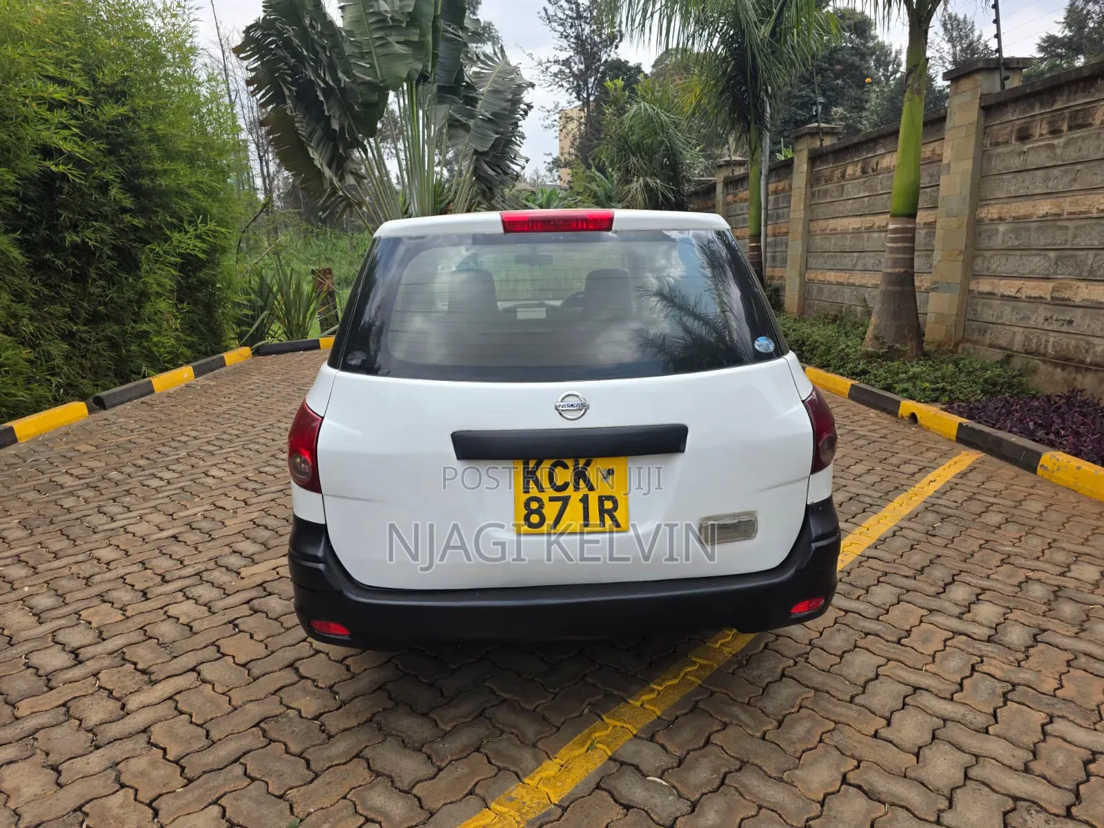 Nissan Advan 2009 White