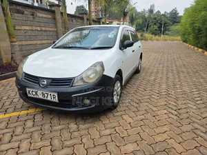 Nissan Advan 2009 White